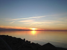 sunset-and-moonrise-01-08-2012